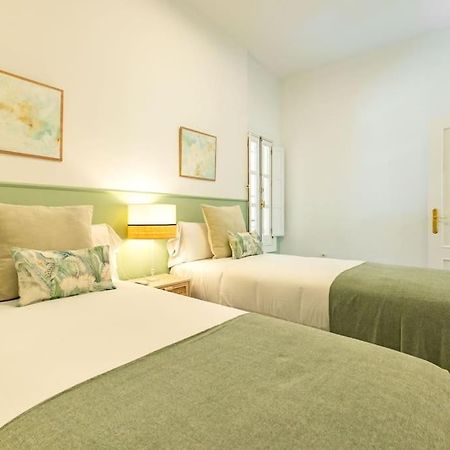 Apartamento Conde Ibarra Deluxe By Valcambre Sevilla Exterior foto