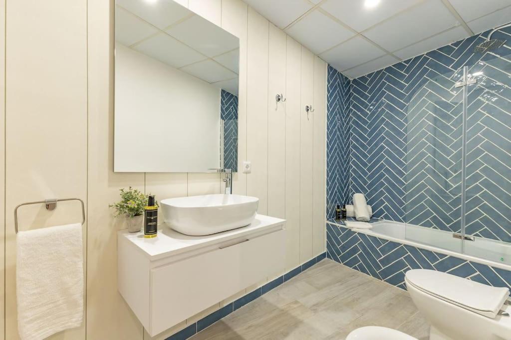 Apartamento Conde Ibarra Deluxe By Valcambre Sevilla Exterior foto